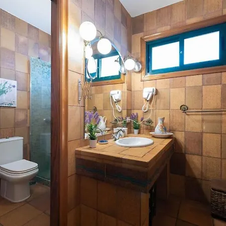 Al Mar Vista Panoramica A La Ria De Alpehytte *